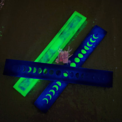 Glow in the dark moon phases incense holder set