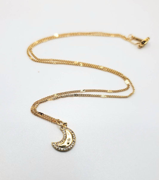 Crescent moon chain necklace
