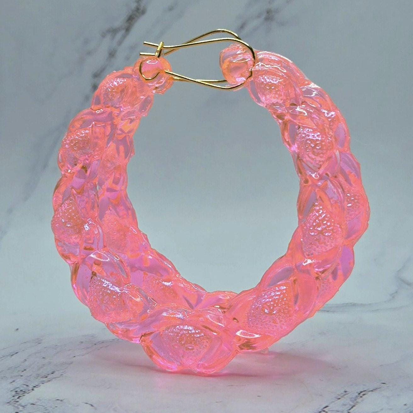 Hearts and hugs 90s XOXO hoop earrings medium Valentine's Day