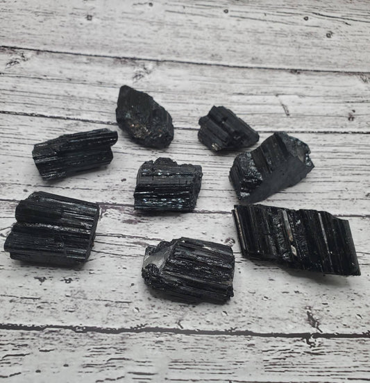 Black tourmaline raw